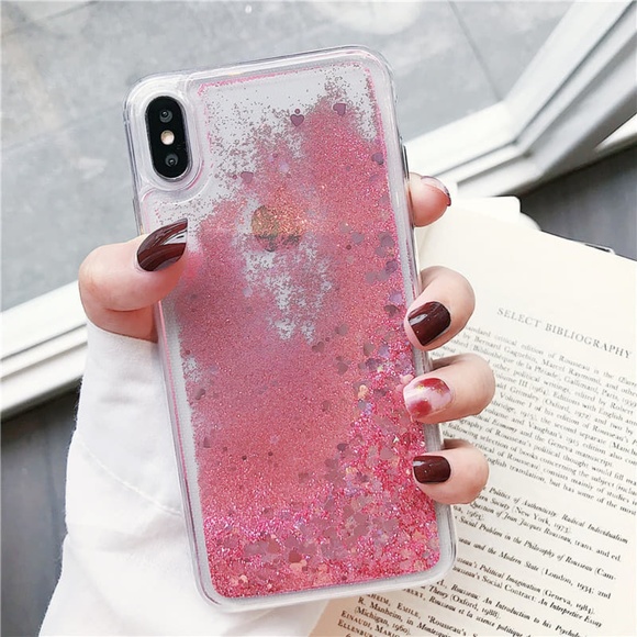 Accessories - iPhone Pink Heart Liquid Glitter Case